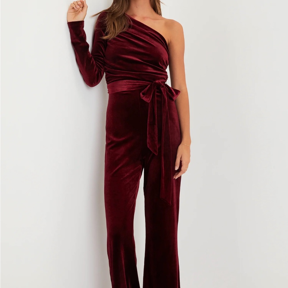 Elegant One-Shoulder Burgundy Jumpsuit
